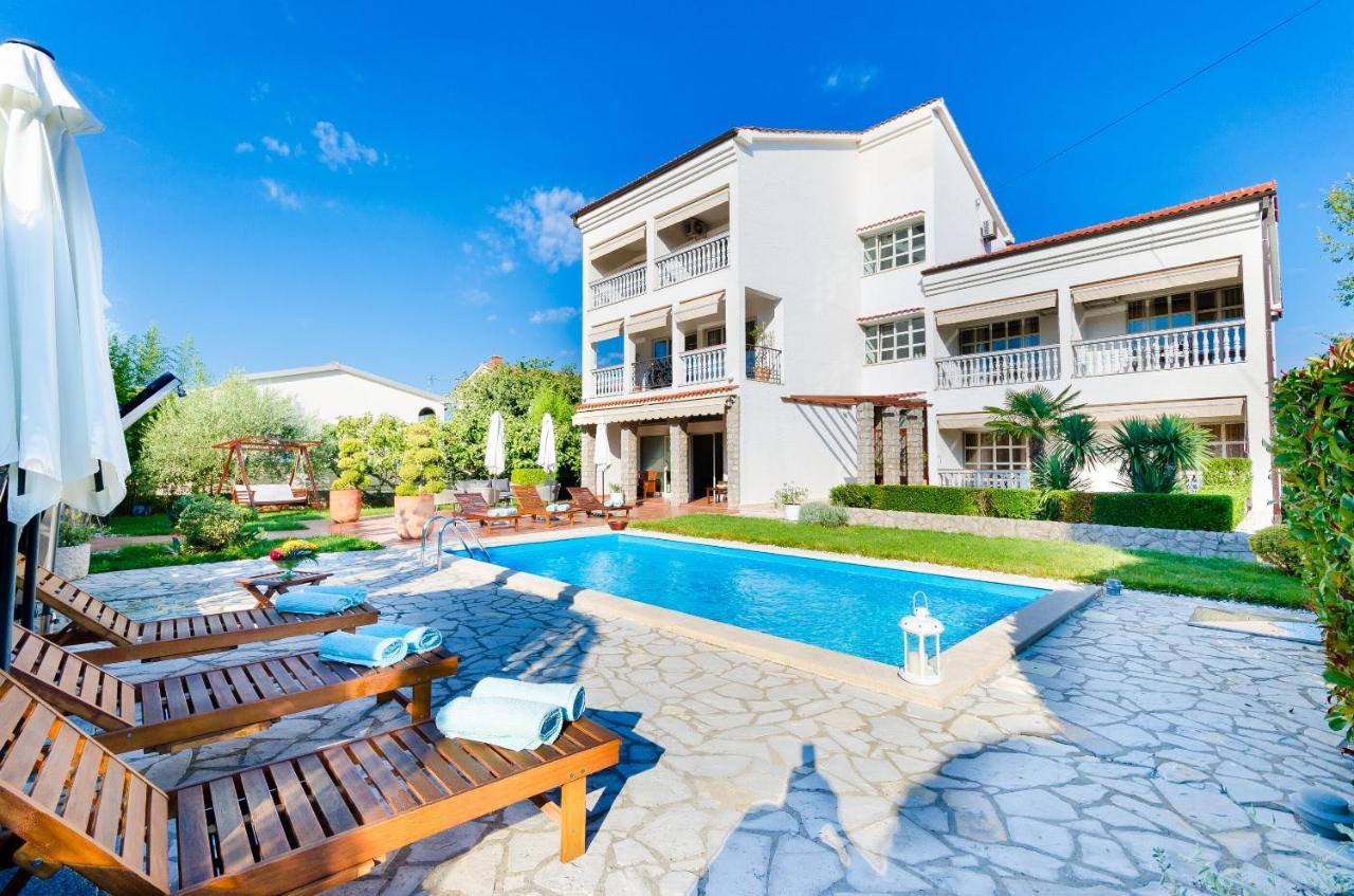 Apartments Sinisa Malinska Exteriér fotografie