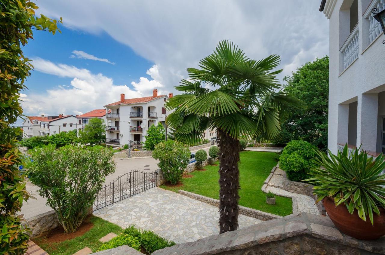 Apartments Sinisa Malinska Exteriér fotografie